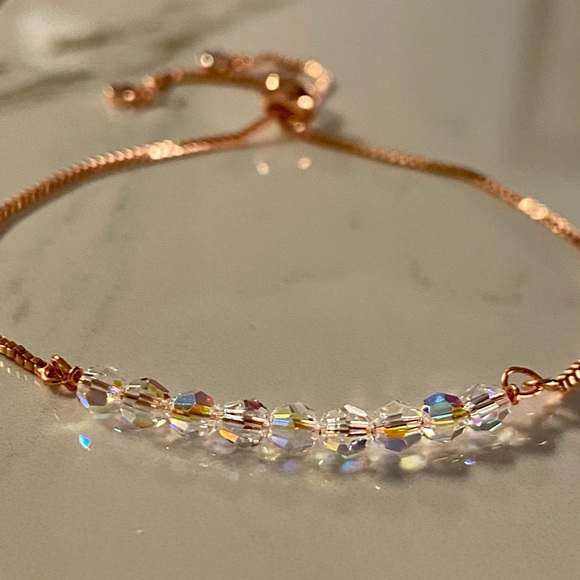 Jewelry - 🎁Sparkly Swarovski crystal bracelet